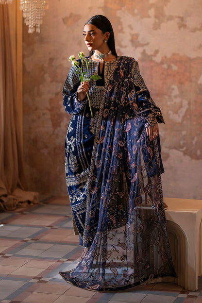 Emaan Adeel | Saanjh Velvet Collection 24 | Roshni - Ladies Clothes - Maria Faisal