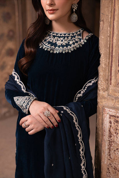 Azure | Vogue Formals | Enchanted Ocean by Maria Faisal - Registered Vendor of : Azure - type : Ladies Clothes - 100% original wedding dresses
