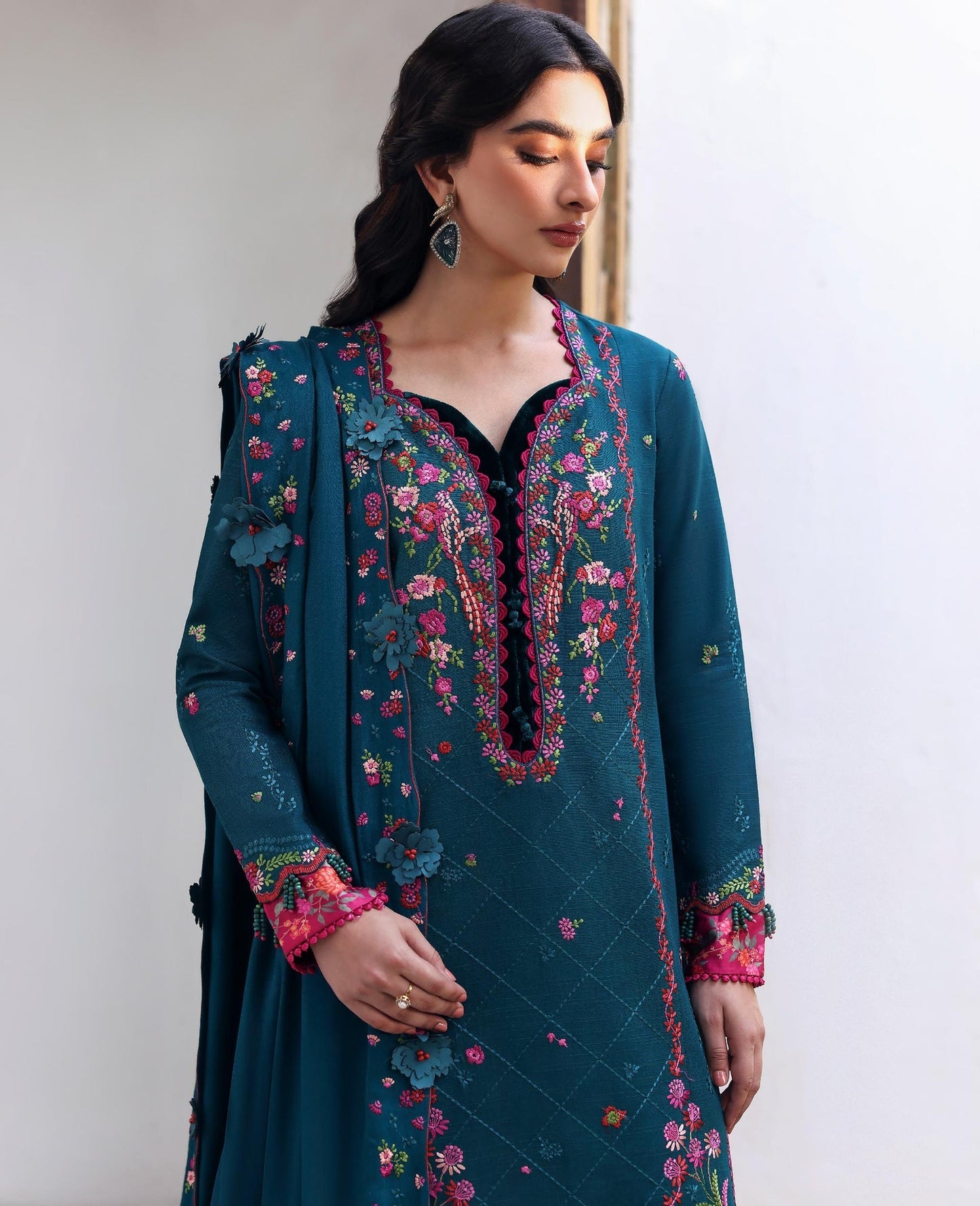 Evania – authentic Pakistani dress from the Amaris Luxury Shawl 25 collection for women in the UK