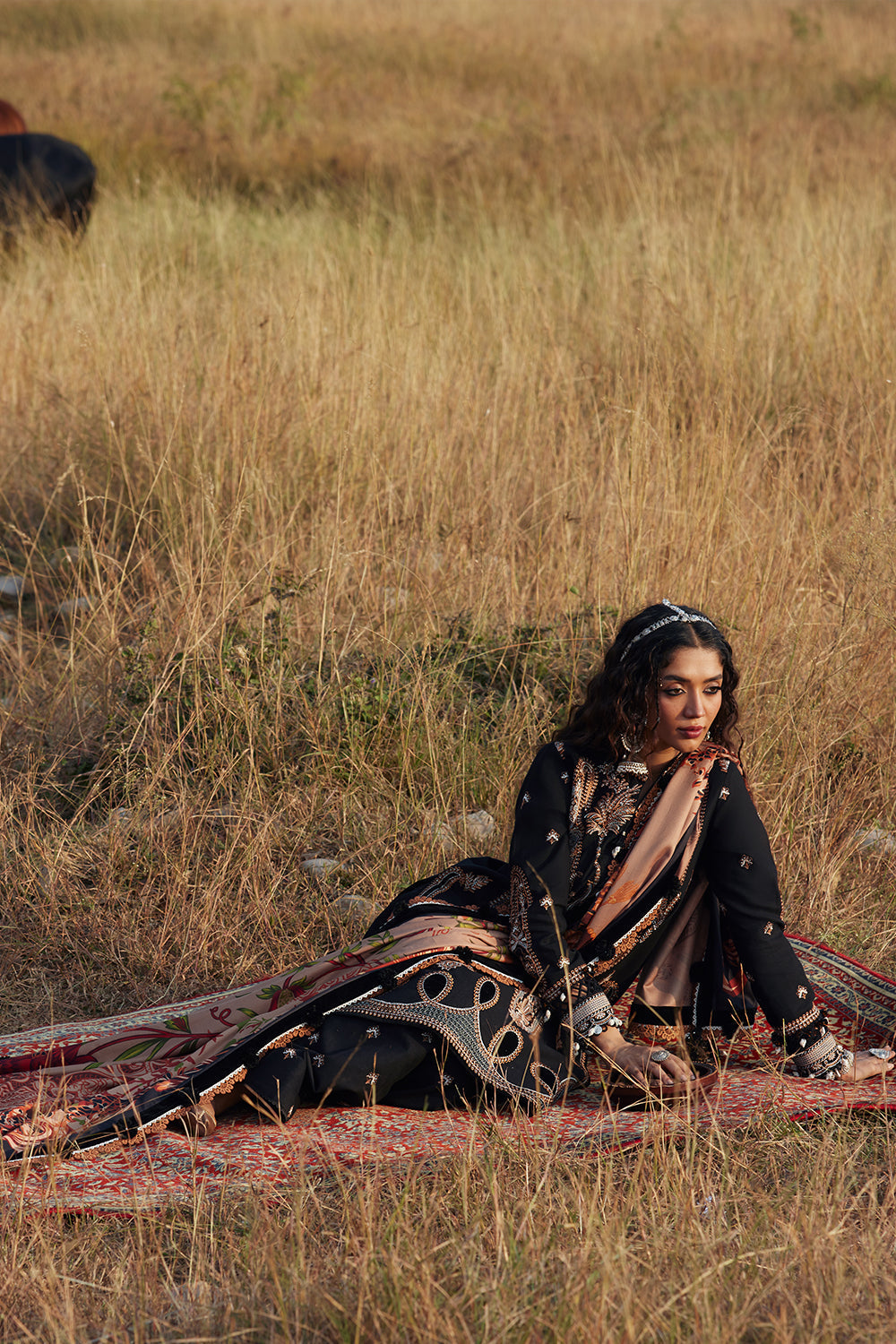 MAHTAAB-SRW25-01 – authentic Pakistani dress from the Winter Khaddar 25 collection for women in the UK