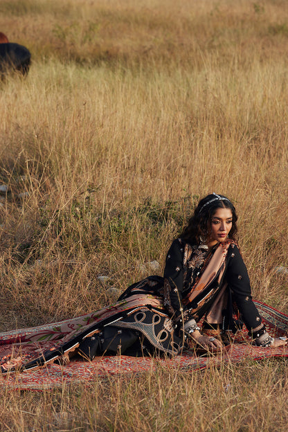 MAHTAAB-SRW25-01 – authentic Pakistani dress from the Winter Khaddar 25 collection for women in the UK