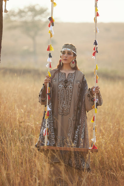 RUKH-SRW25-02 – authentic Pakistani dress from the Winter Khaddar 25 collection for women in the UK