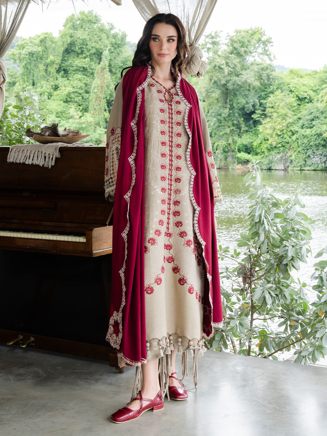 AILEEN – authentic Pakistani dress from the Dastaan Khaddar 25 collection for women in the UK