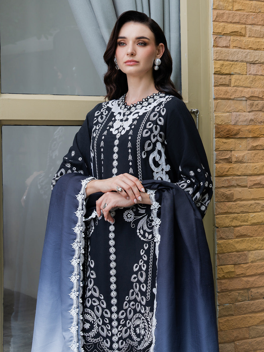 REHA – authentic Pakistani dress from the Dastaan Khaddar 25 collection for women in the UK