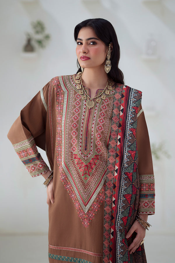 Maryum N Maria | Noore Winters 25 | 3 Piece Embroidered Khaddar GHUNCHA - FSU5674 - Casual Dress - available at Maria Faisal in UK and USA.