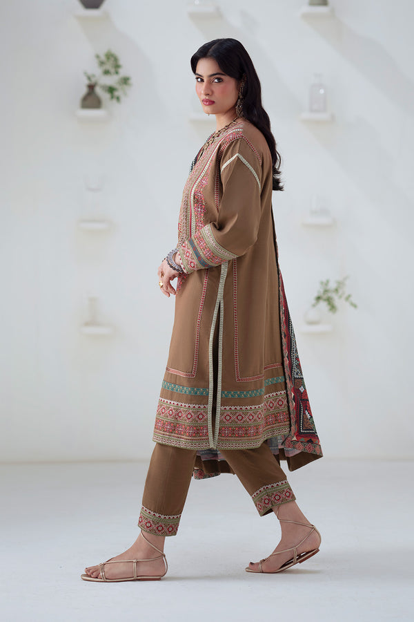 Maryum N Maria | Noore Winters 25 | 3 Piece Embroidered Khaddar GHUNCHA - FSU5674 - Casual Dress - available at Maria Faisal in UK and USA.
