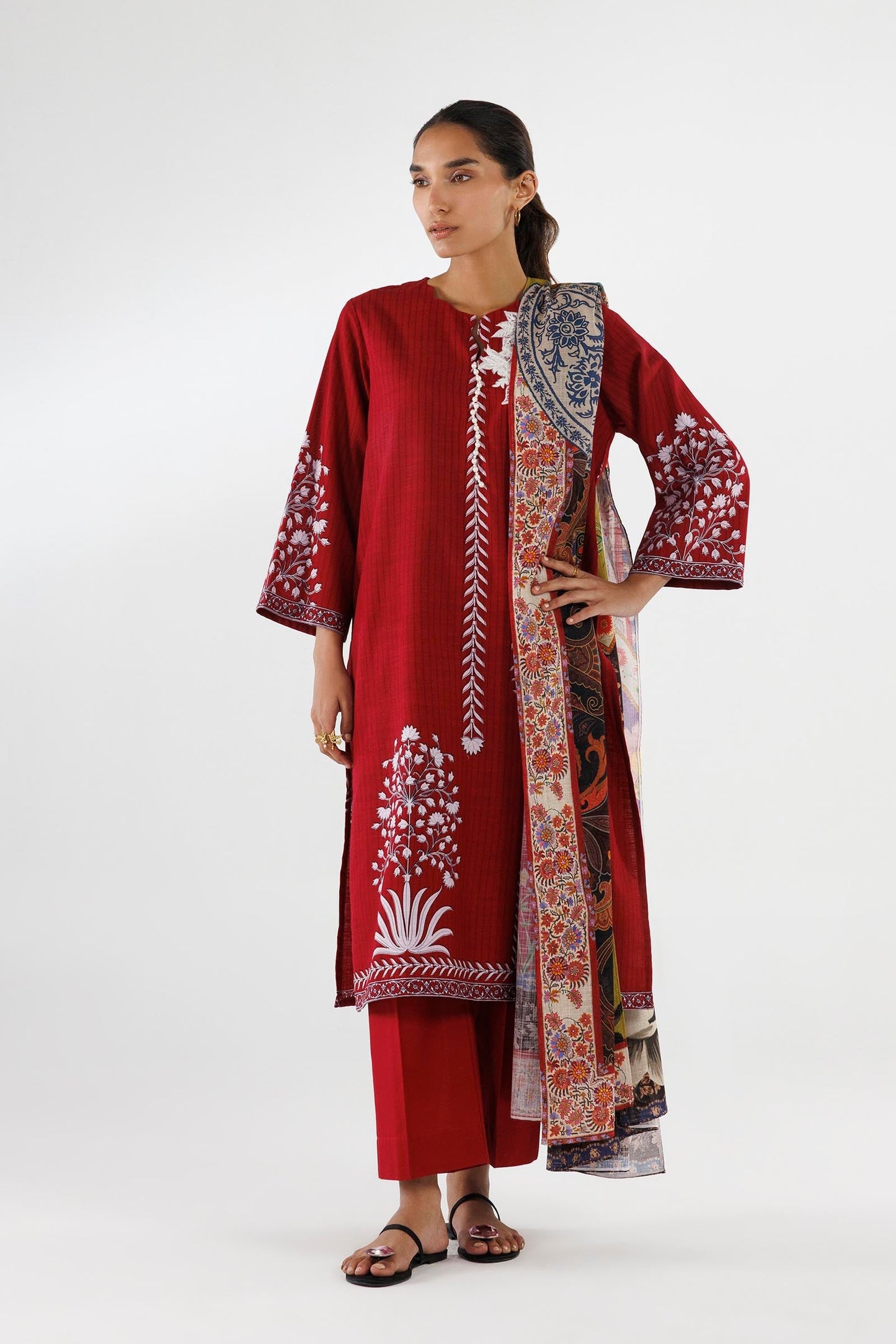 Sana Safinaz | Luxury Pret | Linen Suit FW25MHY506AP3 - Dress - available at Maria Faisal in UK and USA.
