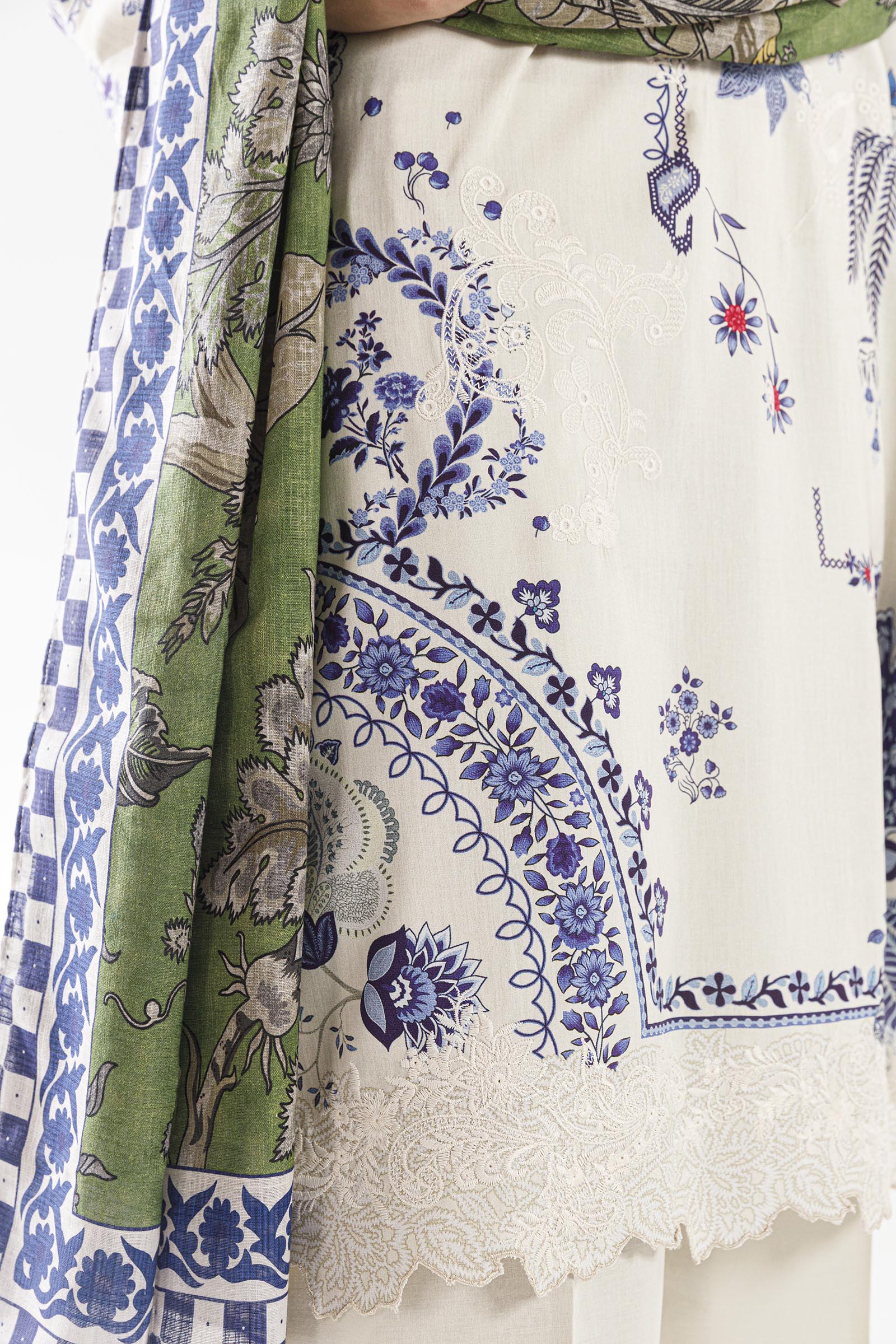 Sana Safinaz | Luxury Pret | Muzlin Linen Suit FW25MUZ020BP3 - Dress - available at Maria Faisal in UK and USA.
