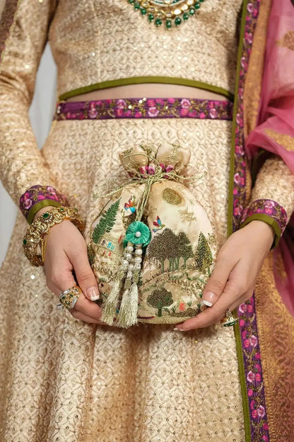 Fahad Hussayn | National Sport Casbah | Gharoli by Maria Faisal - Registered Vendor of : Fahad Hussayn - type : Wedding Dress - 100% original wedding dresses