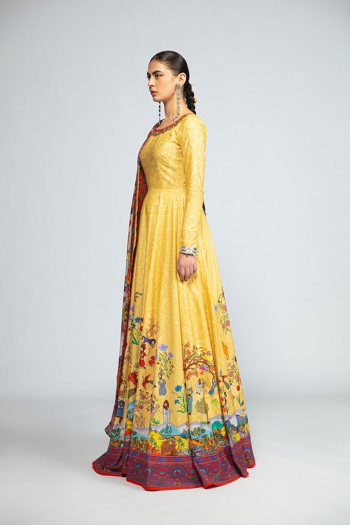 Fahad Hussayn | Tribalvention Formals | Tharnar - Maria Faisal
