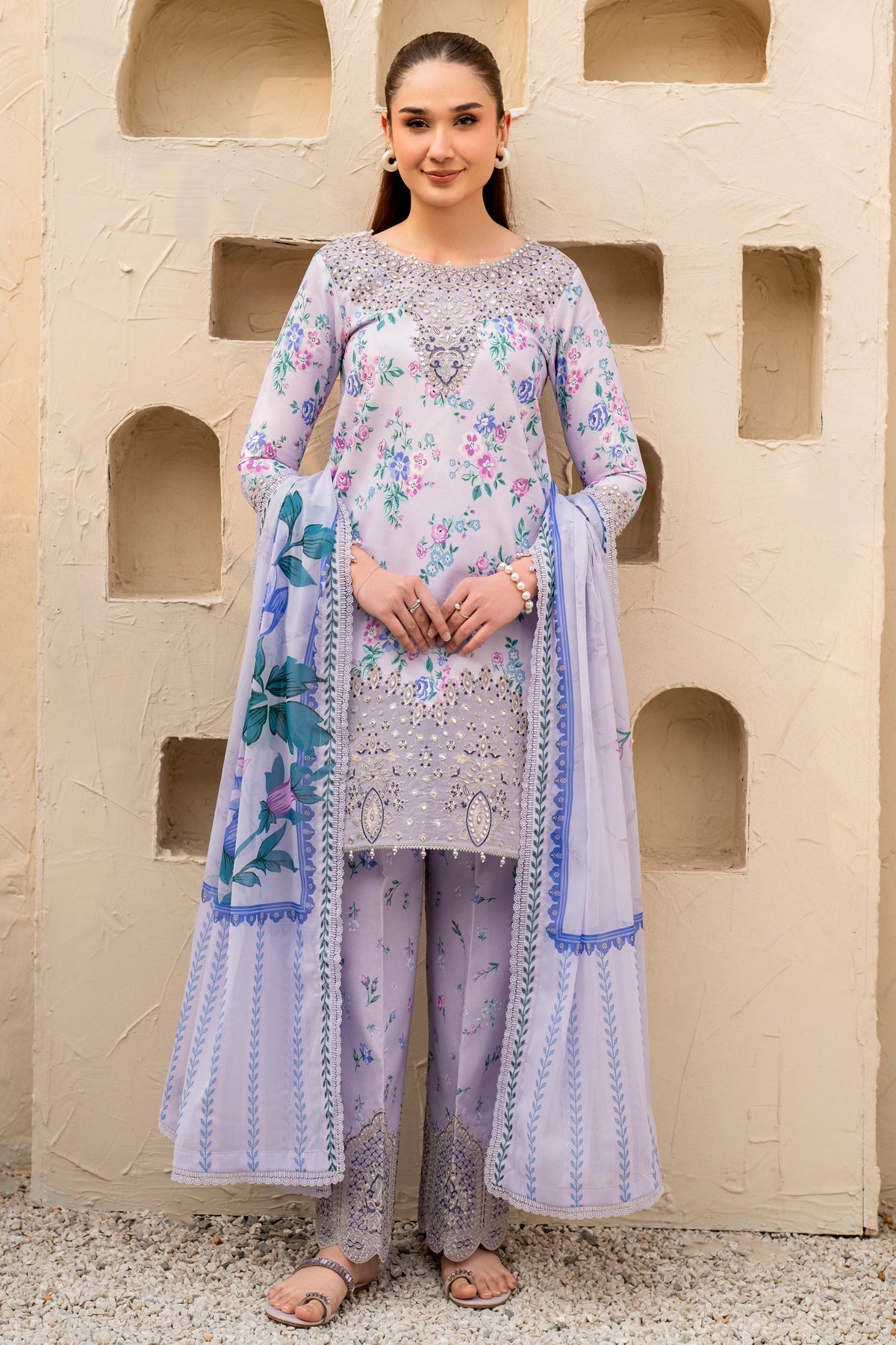 Alizeh | Levana Lawn | Flake - Ladies Clothes 
