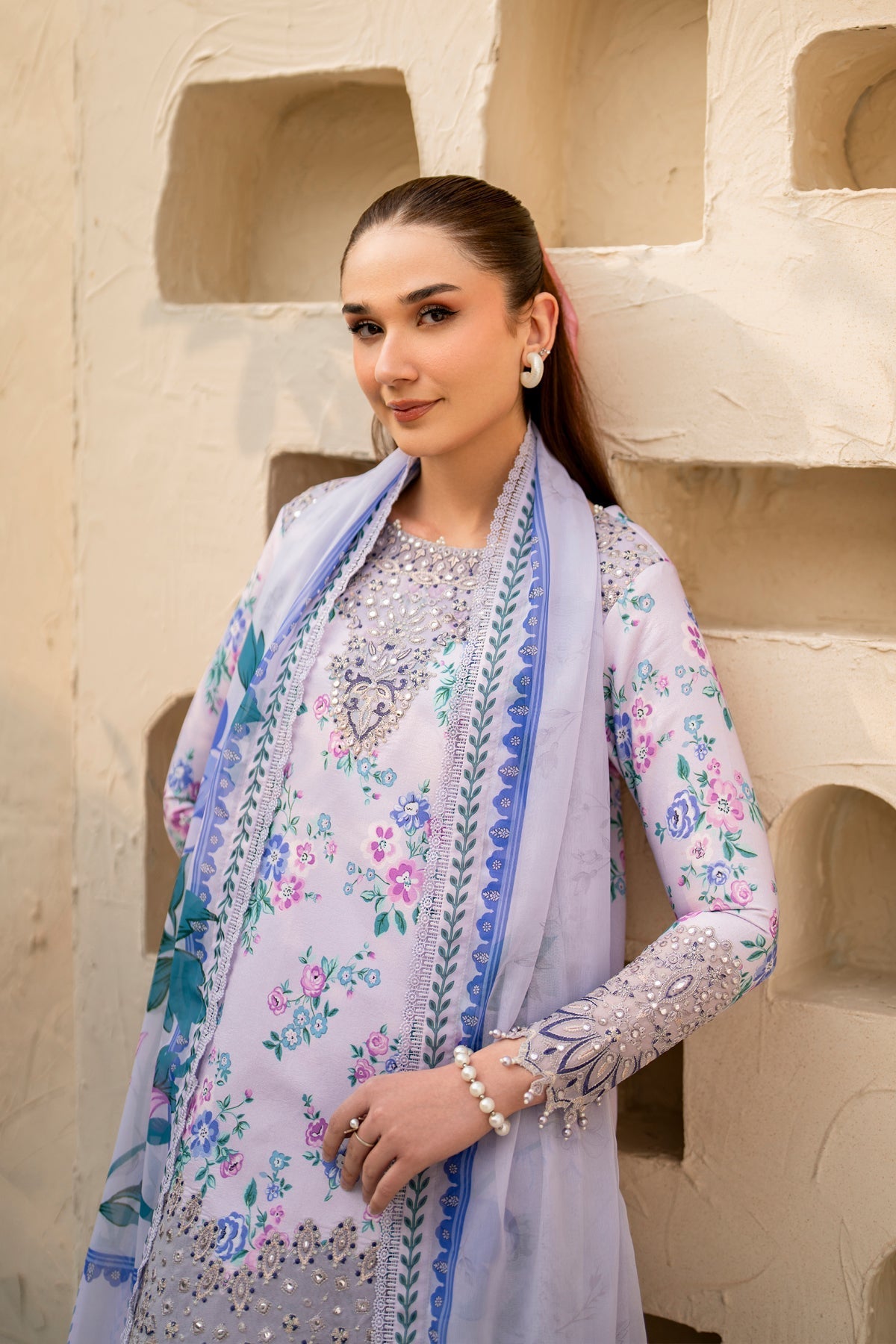 Alizeh | Levana Lawn | Flake - Ladies Clothes 