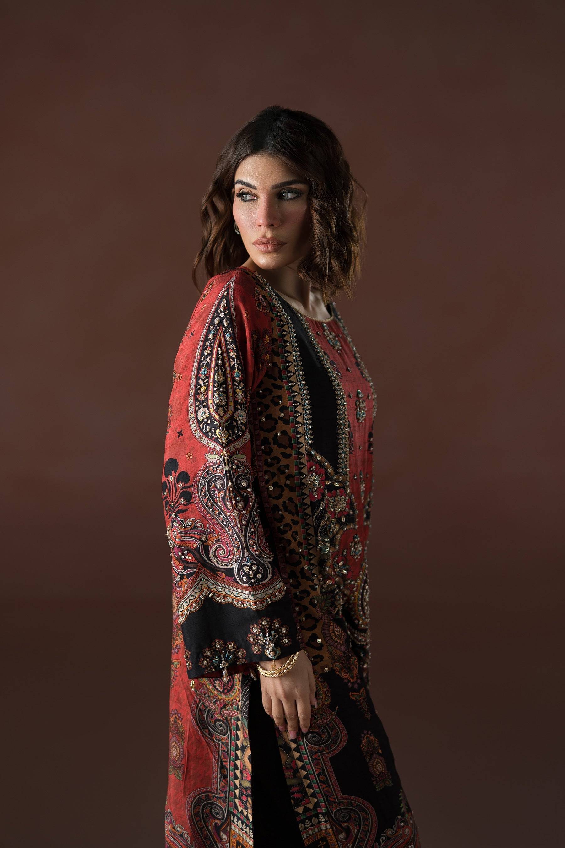 Ammara Khan | Flo 25 | (D-02) by Maria Faisal - Registered Vendor of : Ammara Khan - type : Ladies Clothes - 100% original wedding dresses