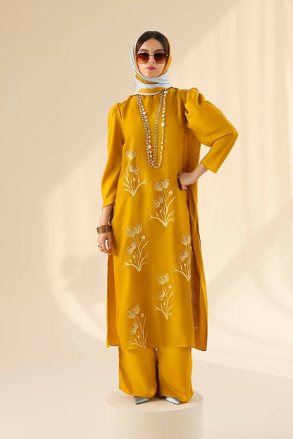 Erum Khan | Lillia Summer Edit | Honey Haze by Maria Faisal - Registered Vendor of : Erum Khan - type : Ladies Clothes - 100% original wedding dresses