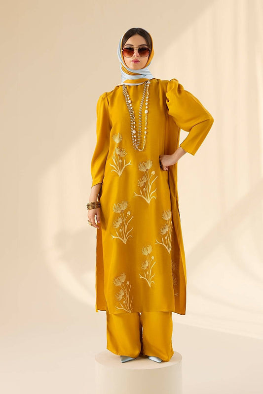 Erum Khan | Lillia Summer Edit | Honey Haze by Maria Faisal - Registered Vendor of : Erum Khan - type : Ladies Clothes - 100% original wedding dresses