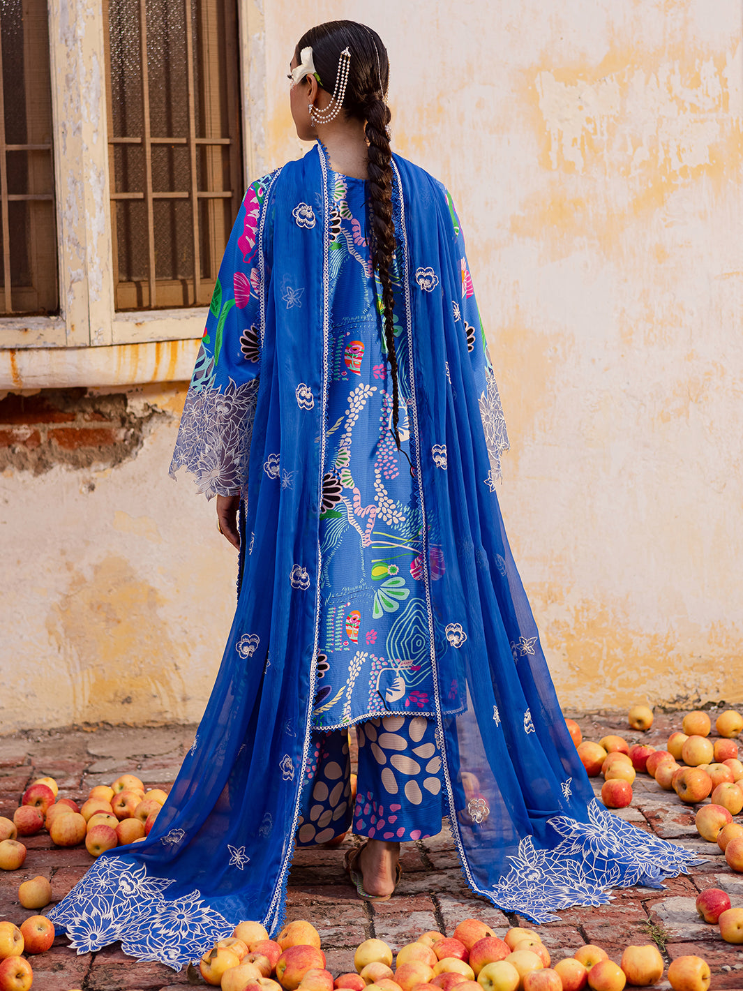 Mahnur | Gulzar Winter 25 | G - 10 - Ladies Clothes - Maria Faisal