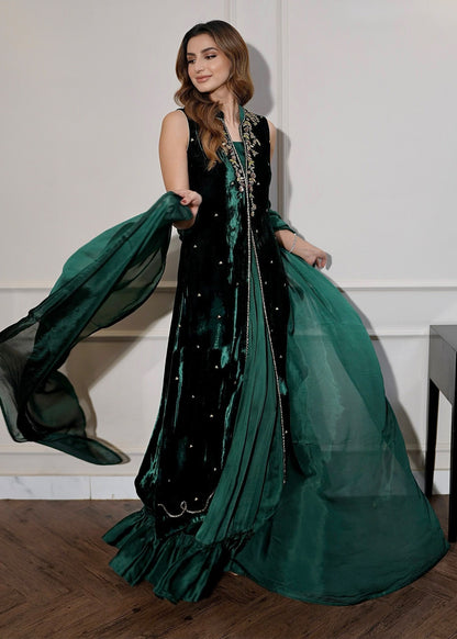 Mahum Asad | Voila Velvets | Emerald - Ladies Clothes - Maria Faisal