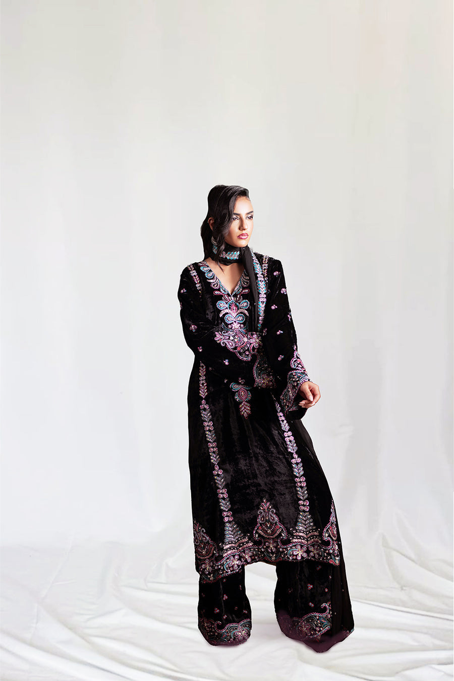 Saira Rizwan | Velvet Pret 25 | ZARQ-SRVP25-03 - Formal Dress - available at Maria Faisal in UK and USA.