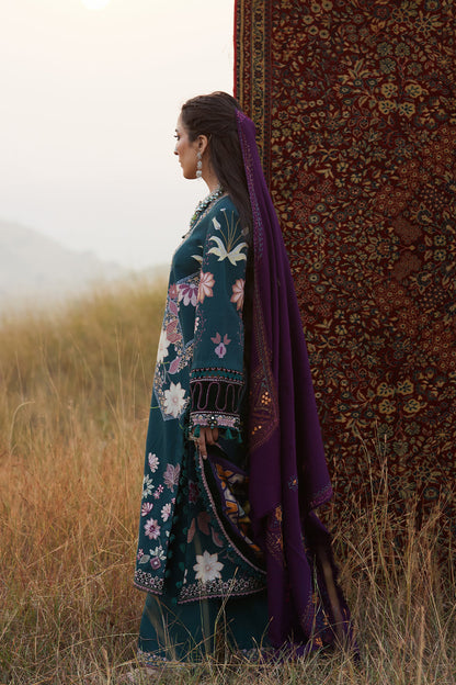 SERENEH-SRW25-06 – authentic Pakistani dress from the Winter Khaddar 25 collection for women in the UK