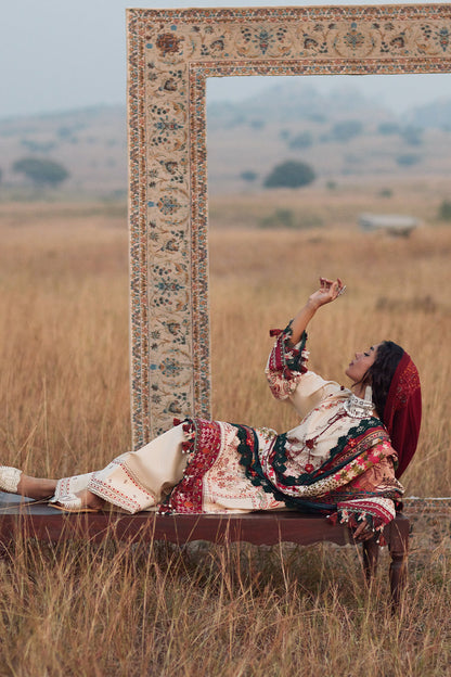 IREM-SRW25-05 – authentic Pakistani dress from the Winter Khaddar 25 collection for women in the UK