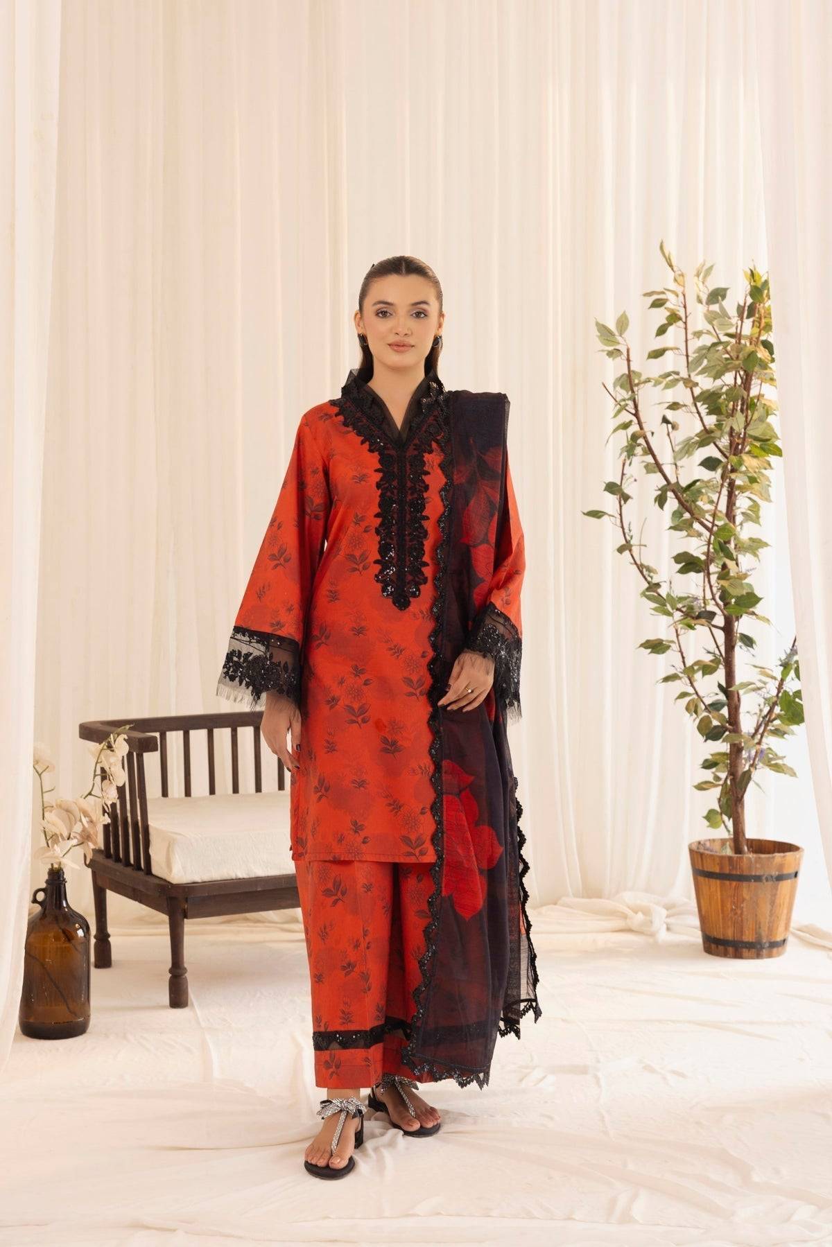 Mohagni | Tulip 25 | GLS-13 by Maria Faisal - Registered Vendor of : Mohagni - type : Ladies Clothes - 100% original wedding dresses