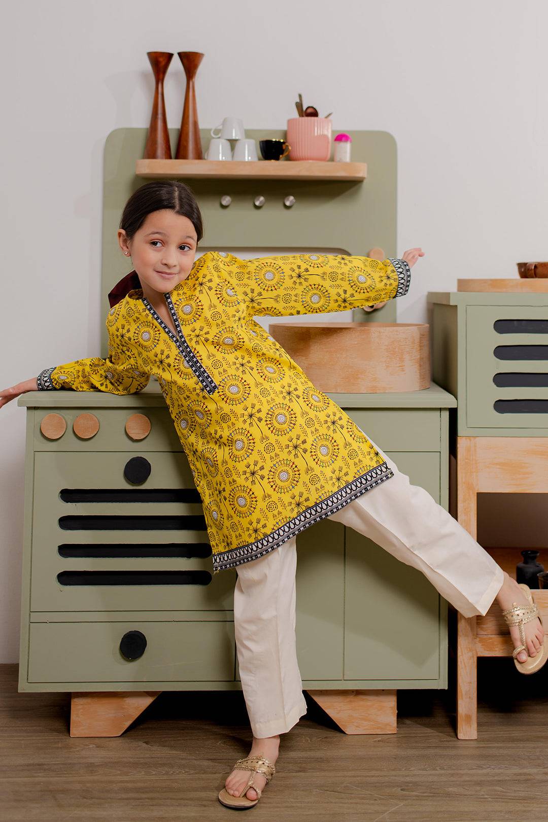 Zellbury Girls | 1 Piece Cambric | Kurta - 1685 by Maria Faisal - Registered Vendor of : Zellbury Girls - type : Kids Clothes - 100% original wedding dresses