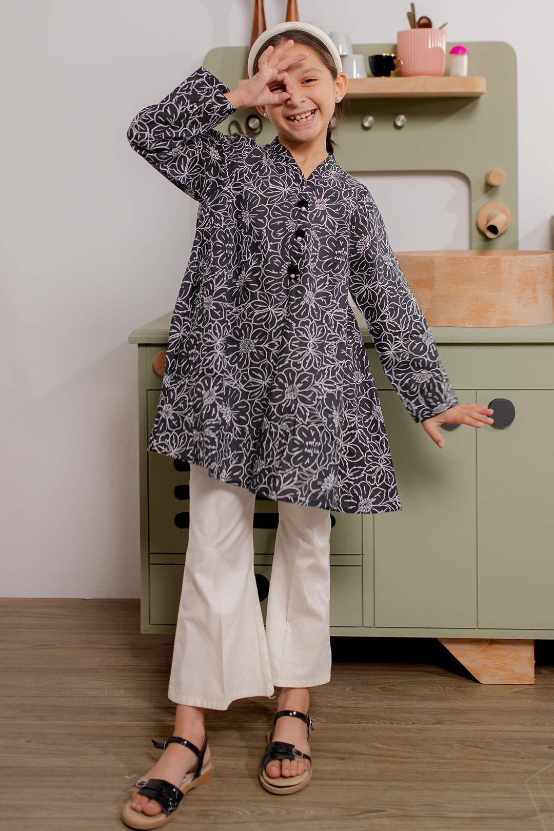 Zellbury Girls | 1 Piece Cambric | Kurta - 2666 by Maria Faisal - Registered Vendor of : Zellbury Girls - type : Kids Clothes - 100% original wedding dresses