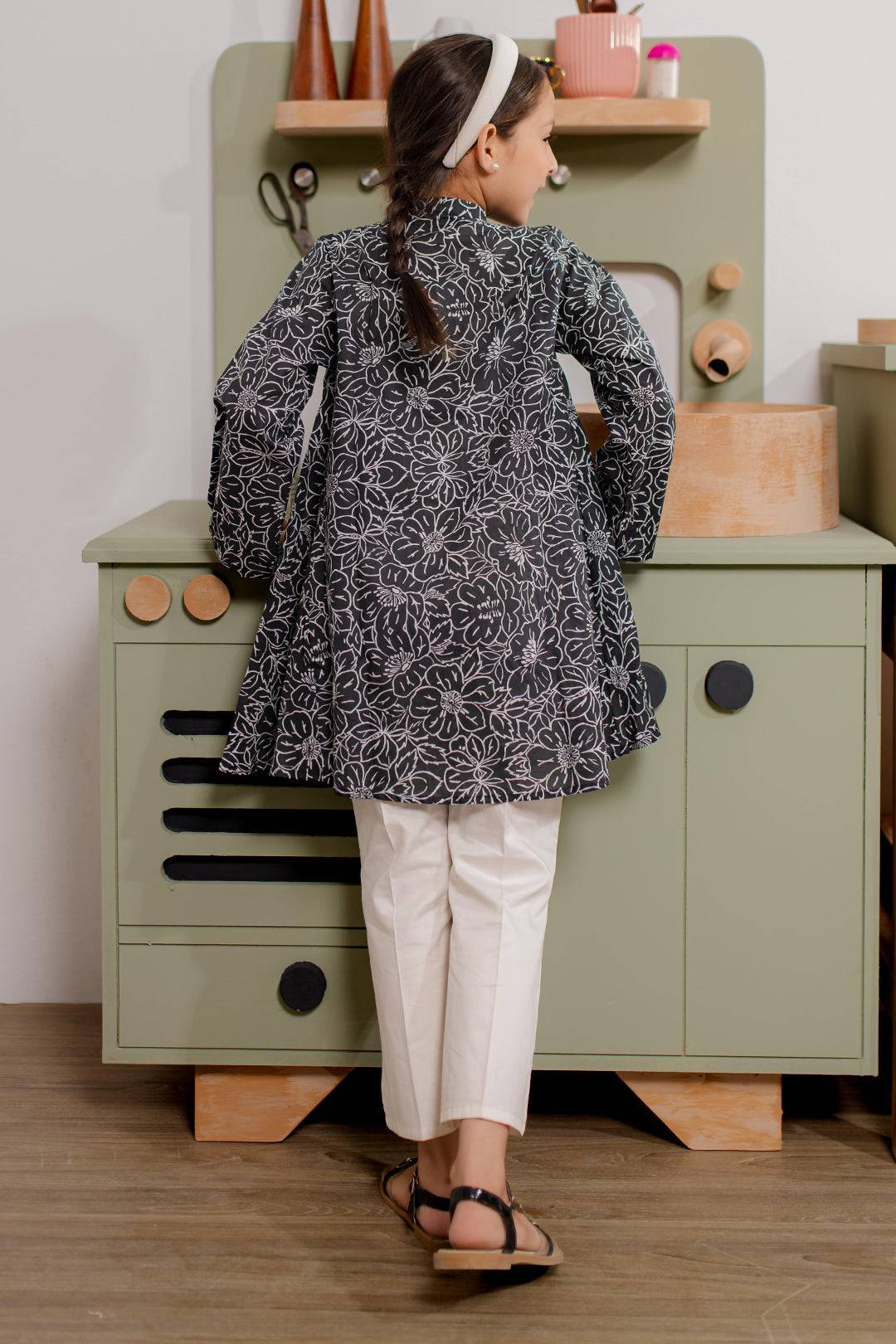 Zellbury Girls | 1 Piece Cambric | Kurta - 2666 by Maria Faisal - Registered Vendor of : Zellbury Girls - type : Kids Clothes - 100% original wedding dresses