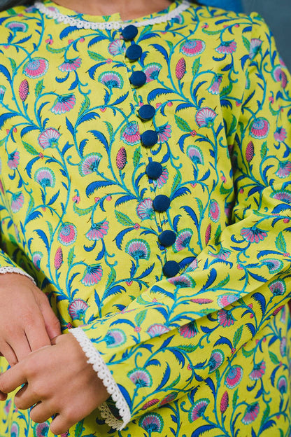 Zellbury Girls | 2 Piece Cambric | Kurta Trouser - 2679 by Maria Faisal - Registered Vendor of : Zellbury Girls - type : Kids Clothes - 100% original wedding dresses