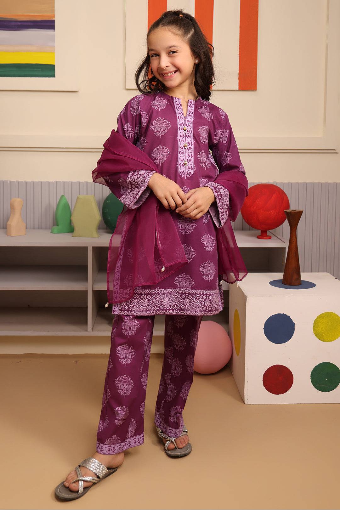Zellbury Girls | 3 Piece Cambric | Embroidered Kurta Dupatta Trouser - 3664 by Maria Faisal - Registered Vendor of : Zellbury Girls - type : Kids Clothes - 100% original wedding dresses