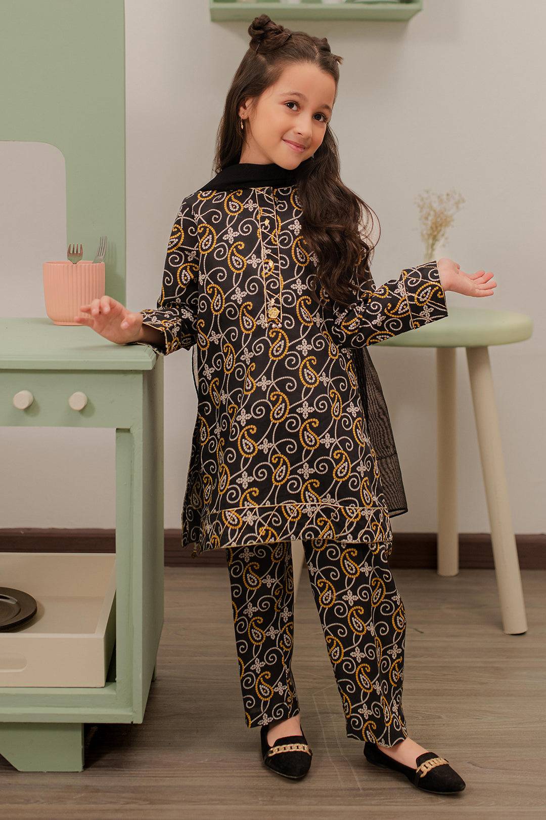 Zellbury Girls | 3 Piece Cambric | Embroidered Kurta Dupatta Trouser - 3823 by Maria Faisal - Registered Vendor of : Zellbury Girls - type : Kids Clothes - 100% original wedding dresses