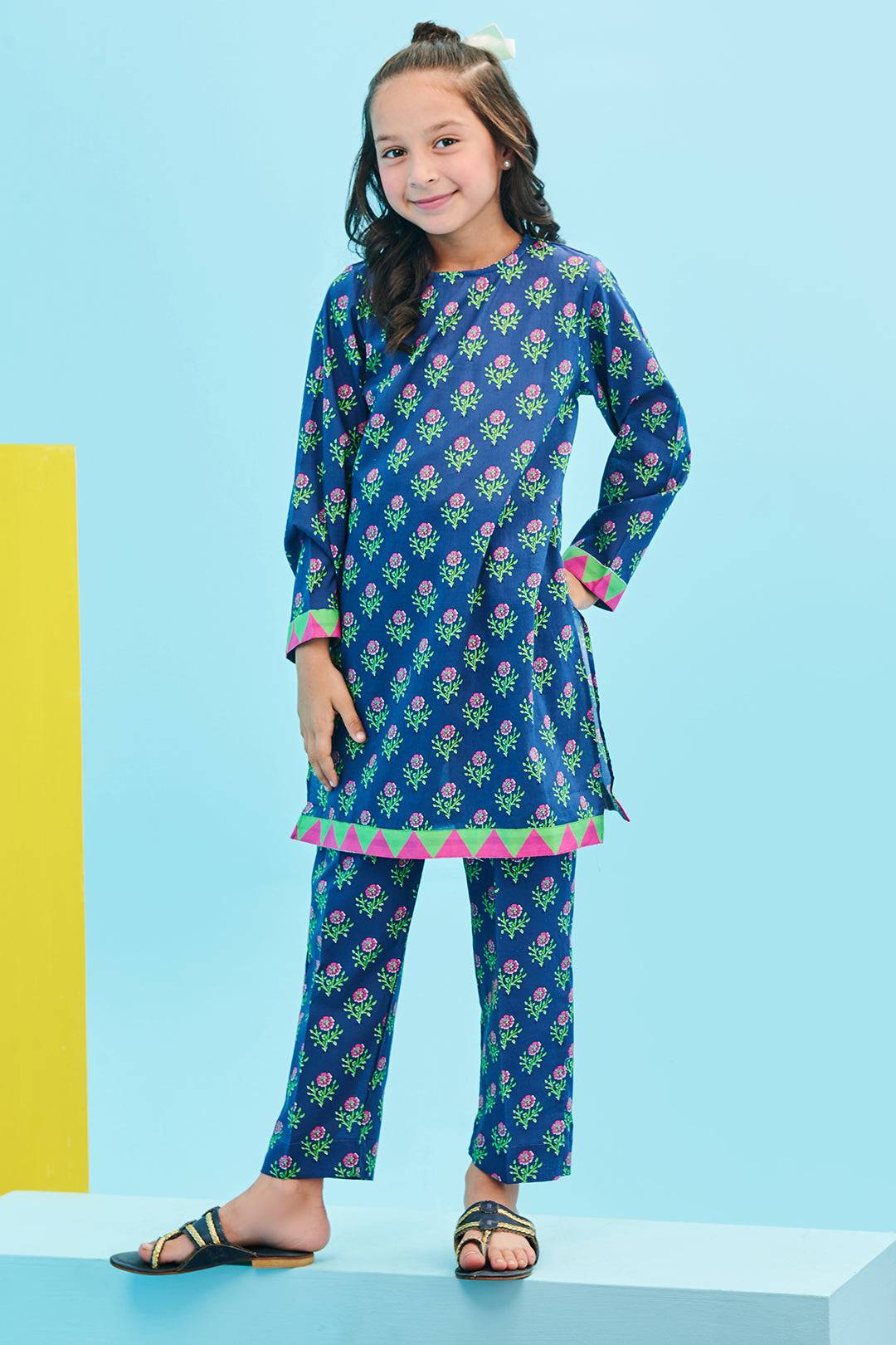 Zellbury Girls | 2 Piece Lawn | Kurta Trouser - 2412 by Maria Faisal - Registered Vendor of : Zellbury Girls - type : Kids Clothes - 100% original wedding dresses