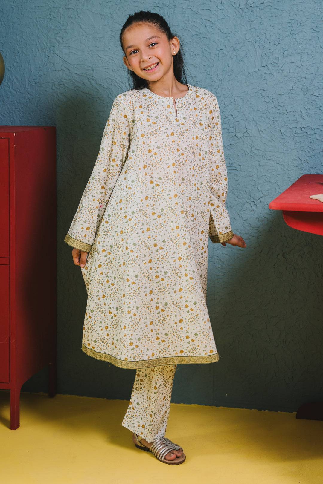 Zellbury Girls | 2 Piece Lawn | Kurta Trouser - 2415 by Maria Faisal - Registered Vendor of : Zellbury Girls - type : Kids Clothes - 100% original wedding dresses