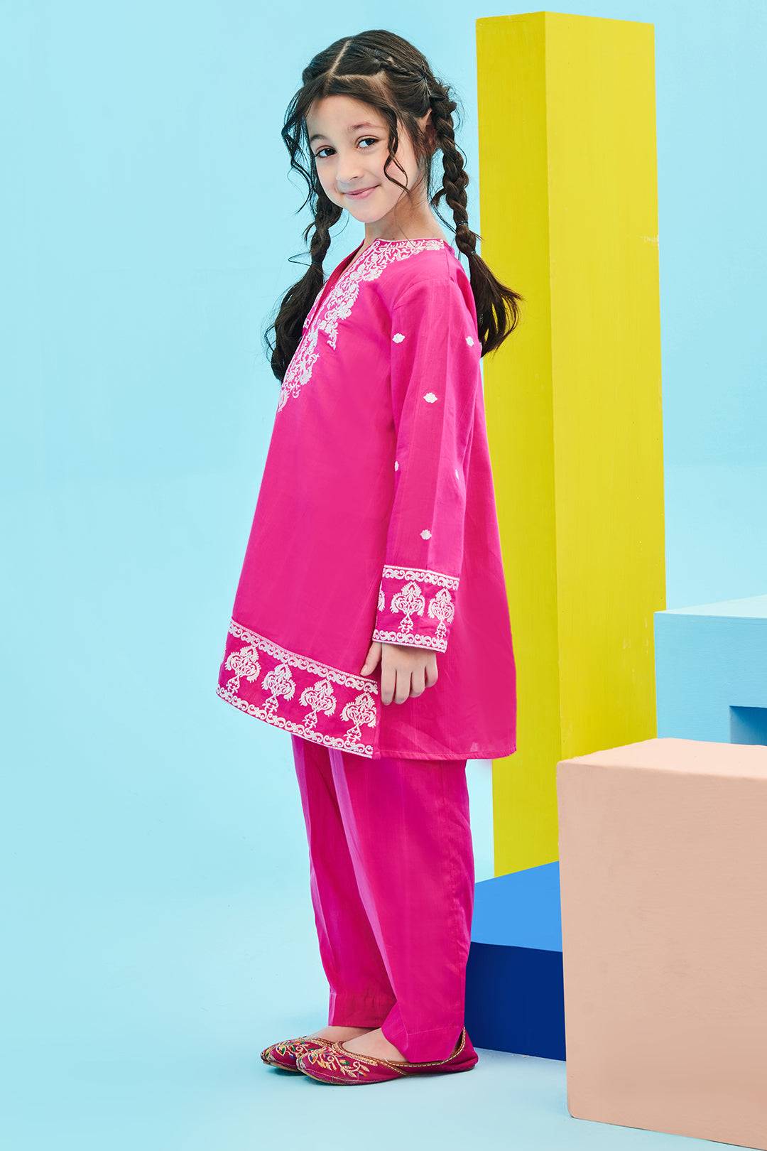 Zellbury Girls | 2 Piece Lawn | Embroidered Kurta Trouser - 2464 by Maria Faisal - Registered Vendor of : Zellbury Girls - type : Kids Clothes - 100% original wedding dresses