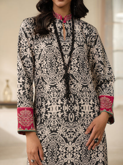Gulaal | Winter Basics | VYRE - Casual Dress - available at Maria Faisal in UK and USA.
