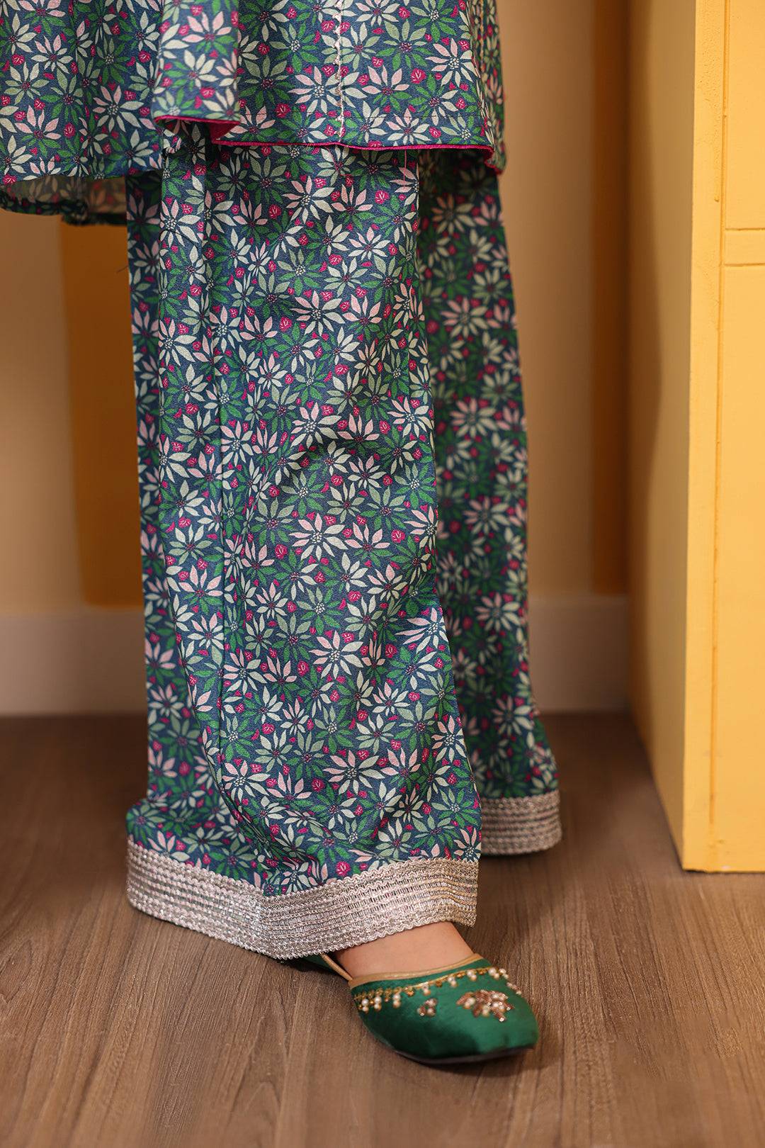 Zellbury Girls | 2 Piece Karandi | Kurta Trouser - 2762 by Maria Faisal - Registered Vendor of : Zellbury Girls - type : Kids Clothes - 100% original wedding dresses