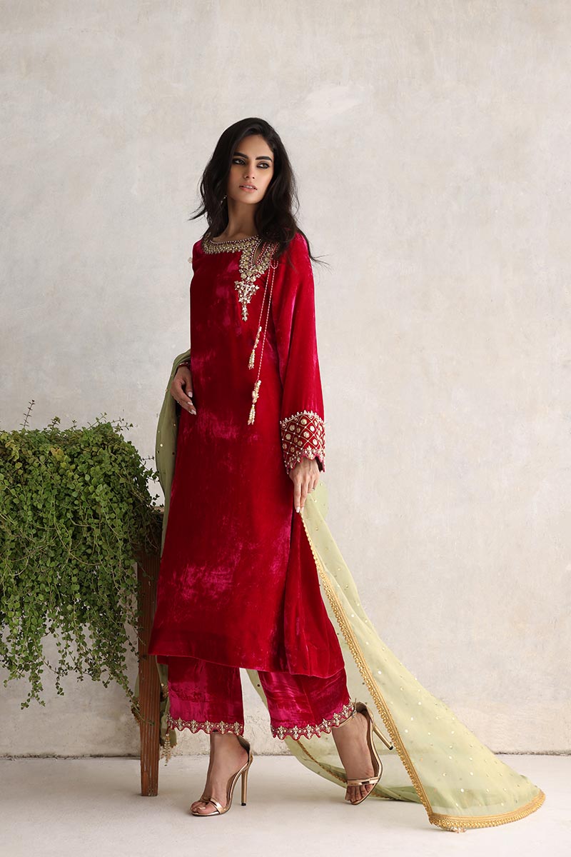 Sana Abbas | Velvet Formals | GULAAL - Ladies Clothes - Maria Faisal