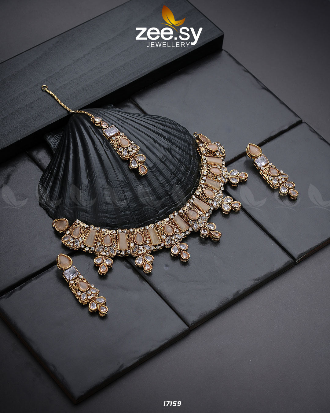 Gemstone Enchantment Necklace - Necklace Sets 