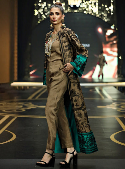 Zainab Chottani | The Kaftan Edit | Zeen - Formal Dress - available at Maria Faisal in UK and USA.