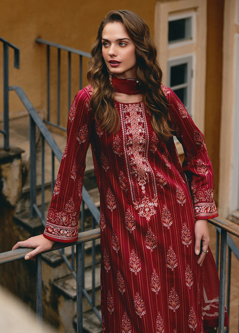 Gulaal | The Enchanted Garden | Vezelay - Ladies Clothes - Maria Faisal