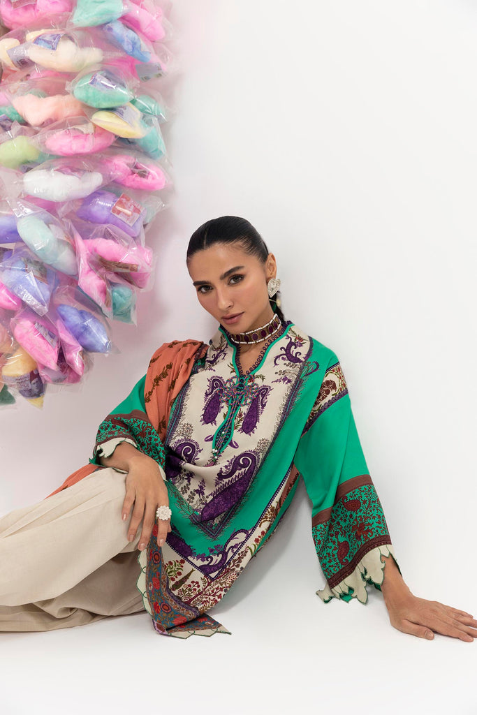 H255-007B-2DA – authentic Pakistani dress from the Mahay Winter 25 collection for women in the UK