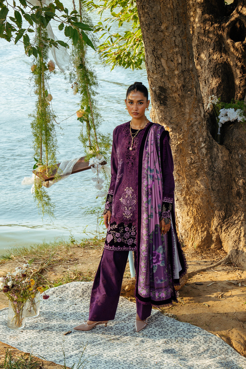 Saira Rizwan | Winter 2024 | RUNI-SRW24-02 - Ladies Clothes - Maria Faisal