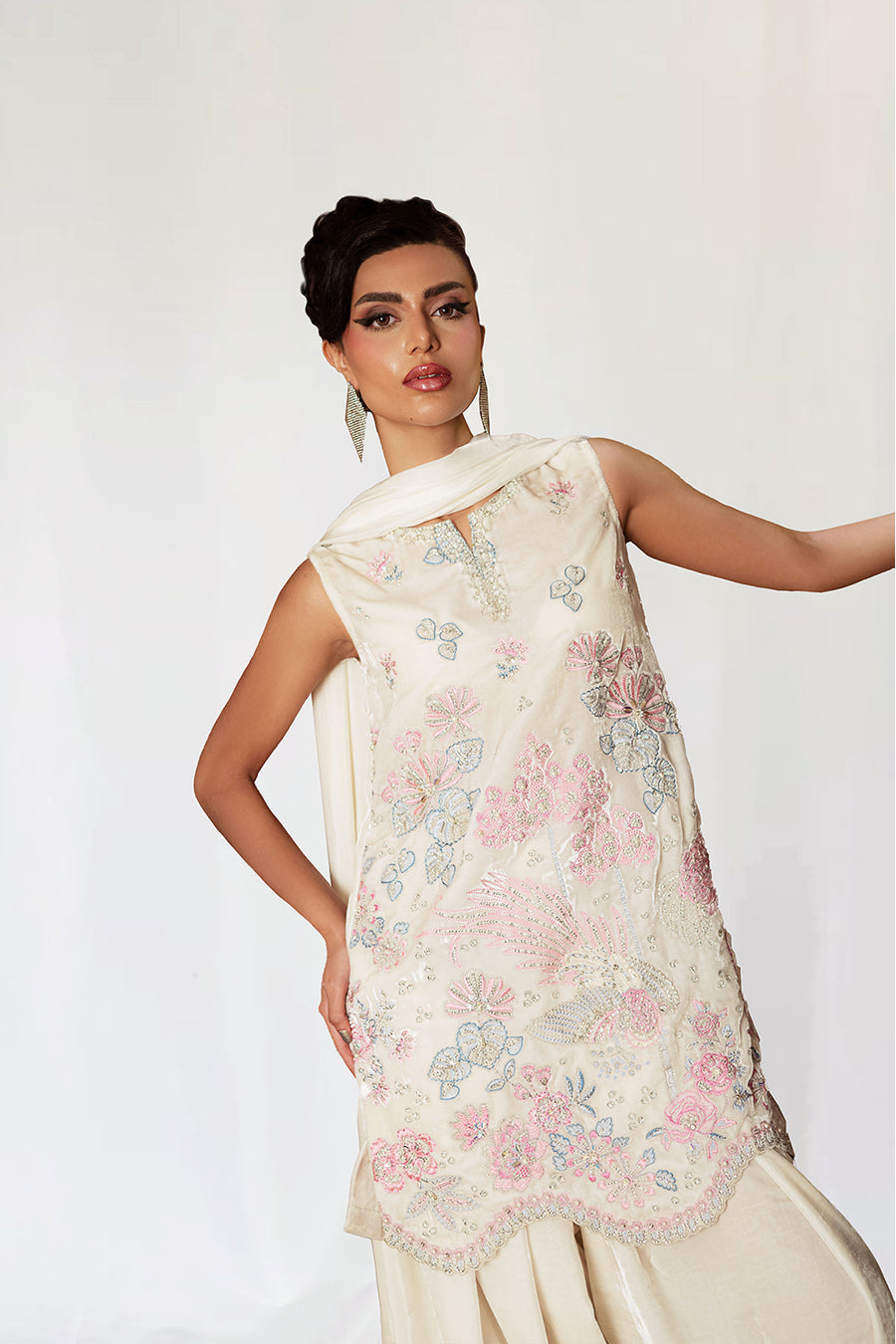 Saira Rizwan | Velvet Pret 25 | NARGIS-SRVP25-07 - Formal Dress - available at Maria Faisal in UK and USA.