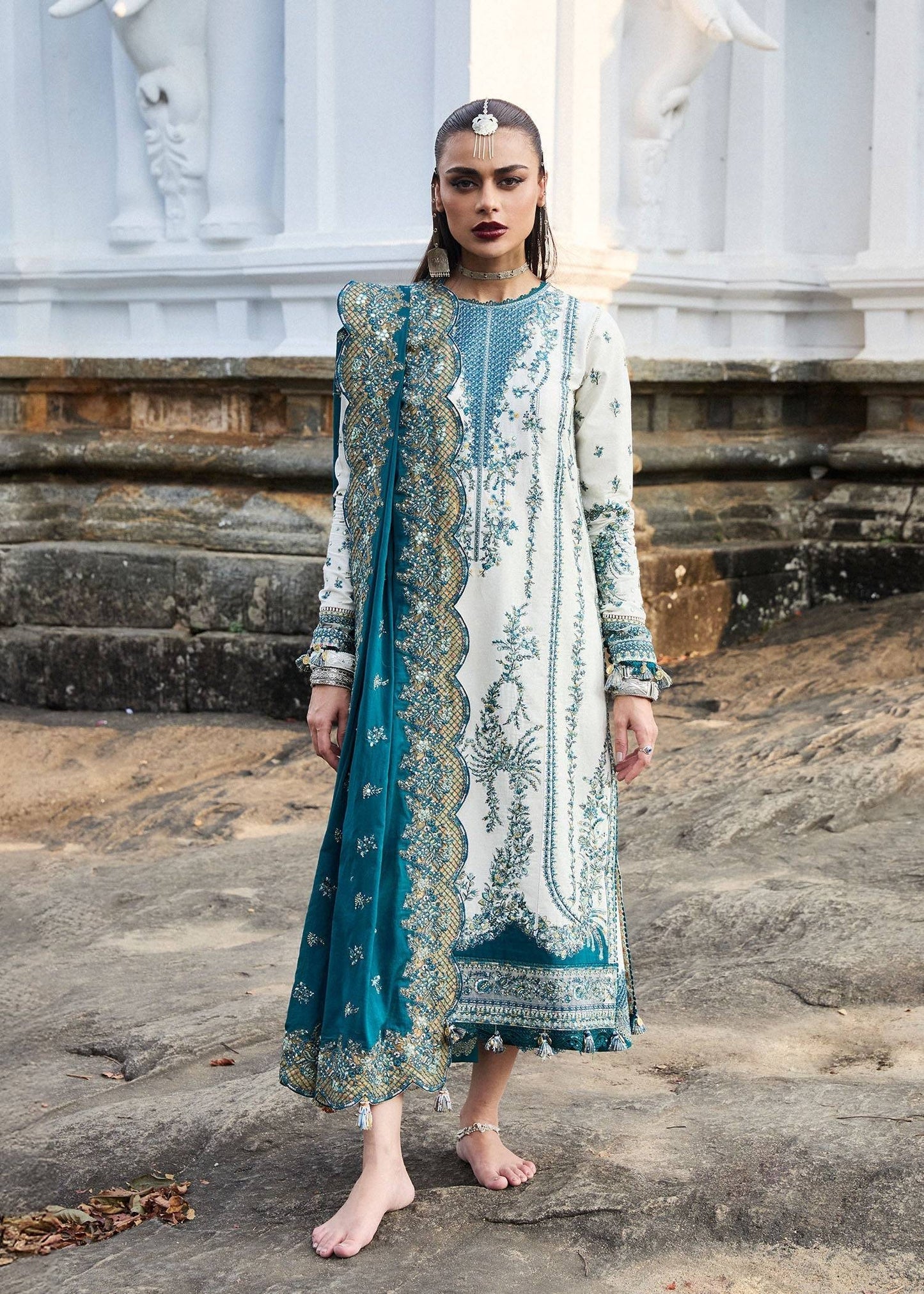 Hussain Rehar | Luxury Lawn 25 | Veil by Maria Faisal - Registered Vendor of : Hussain Rehar - type : Ladies Clothes - 100% original wedding dresses