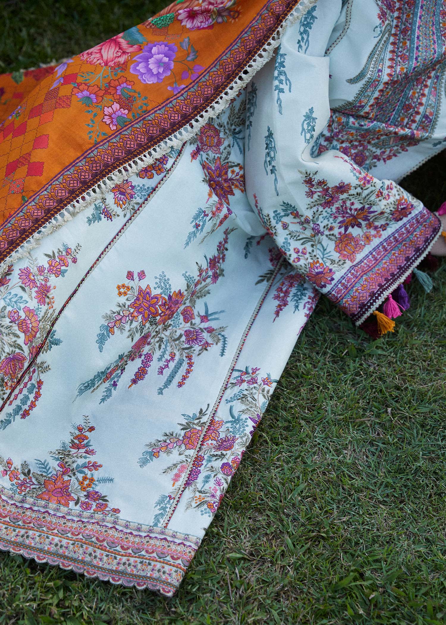 Hussain Rehar | Zaiba-Eid Lawn Collection24 | Sumbul - Waniyas