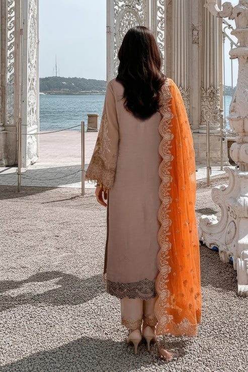 Imrozia Premium | Mehr e Mah | I-241 Ruveyda - Formal Dress - available at Maria Faisal in UK and USA.