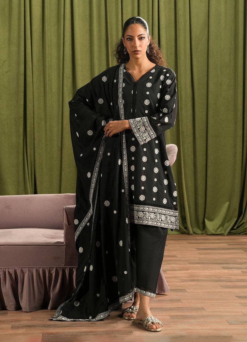 Image | Spring the Tea | ICSE-213669-12383 by Maria Faisal - Registered Vendor of : Image - type : Ladies Clothes - 100% original wedding dresses