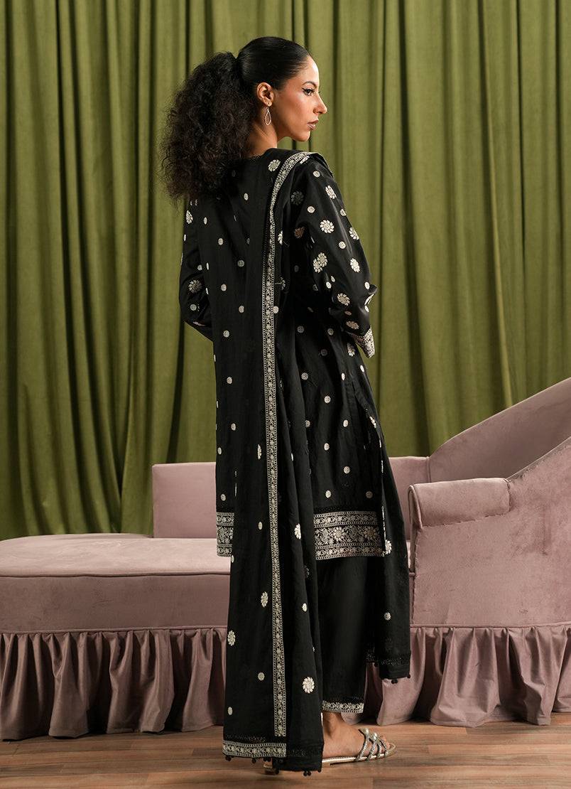 Image | Spring the Tea | ICSE-213669-12383 by Maria Faisal - Registered Vendor of : Image - type : Ladies Clothes - 100% original wedding dresses