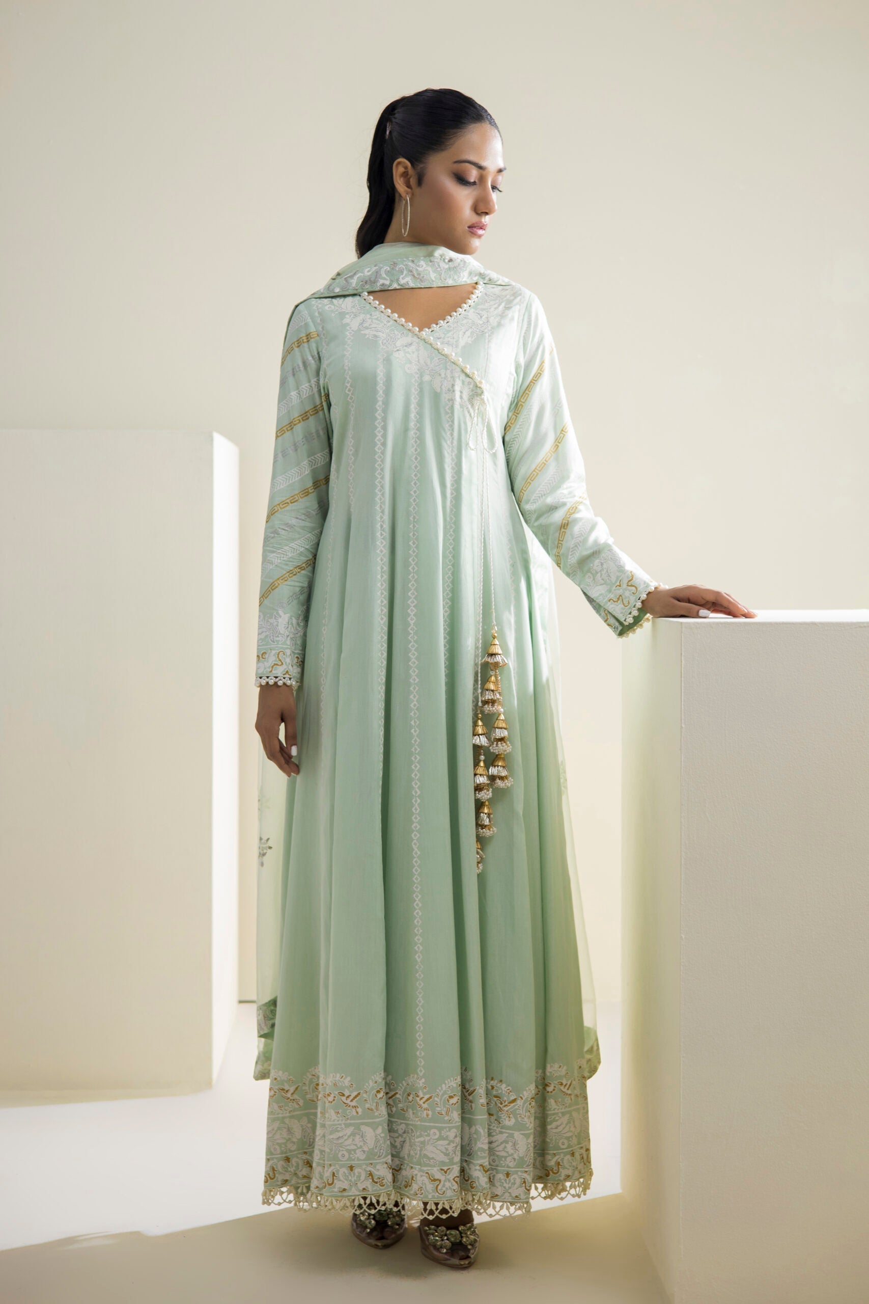 Farhat Jahan | Luxury Pret | Aabroo - Waniyas