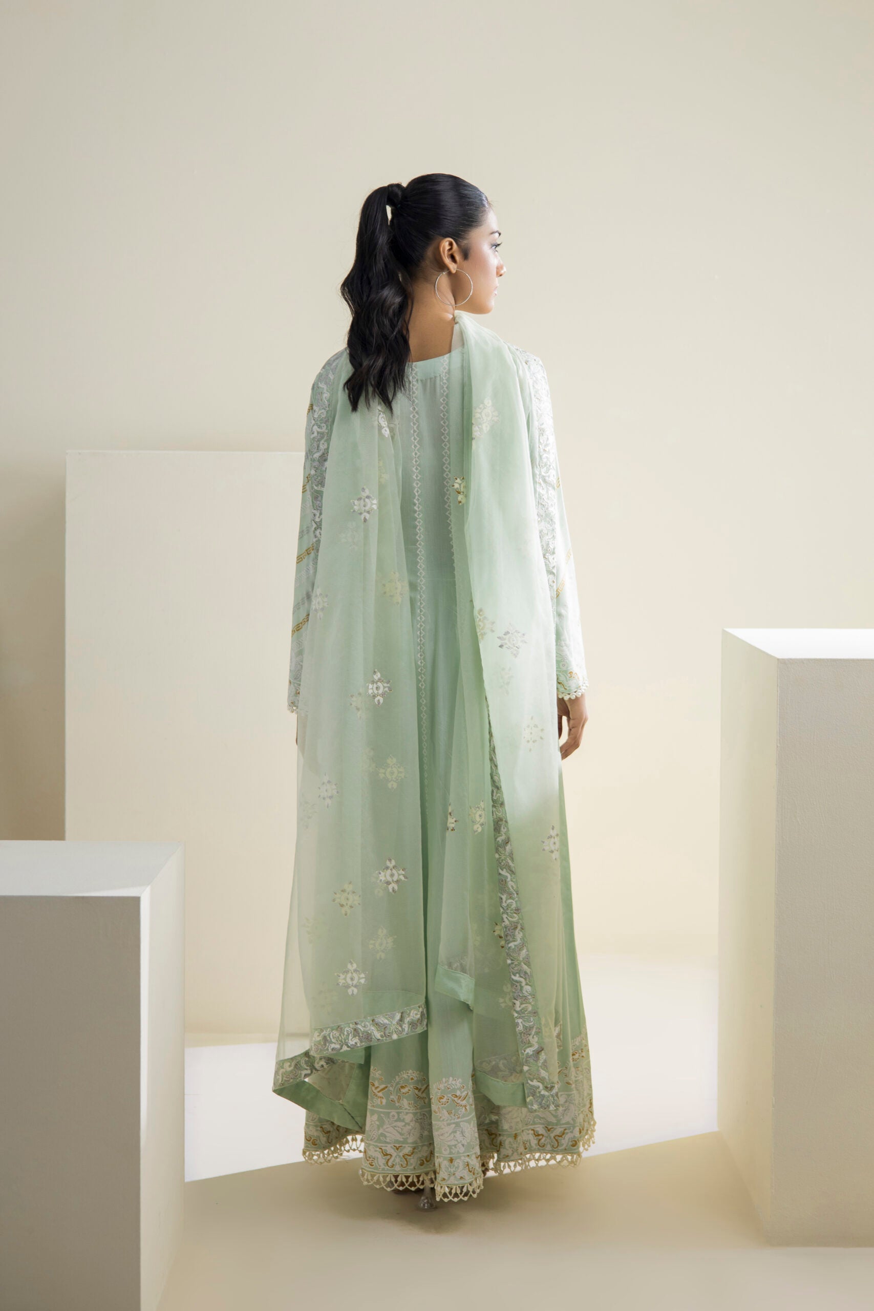 Farhat Jahan | Luxury Pret | Aabroo - Waniyas